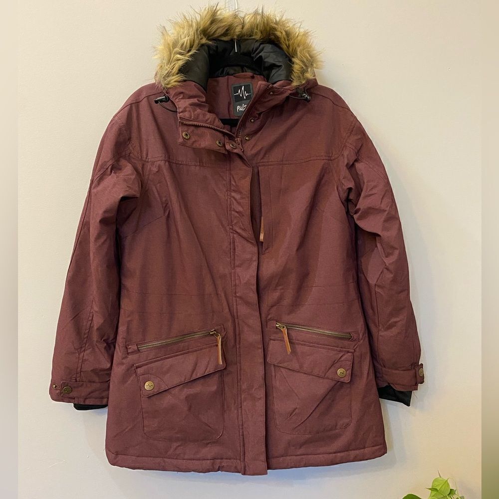 Pulse Insulated Parka Jacket Women Size M